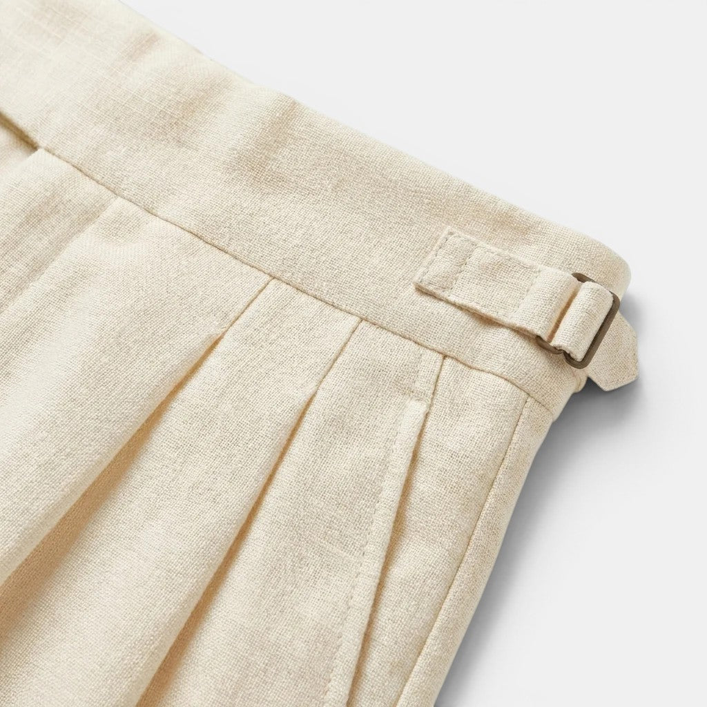 Pants in White